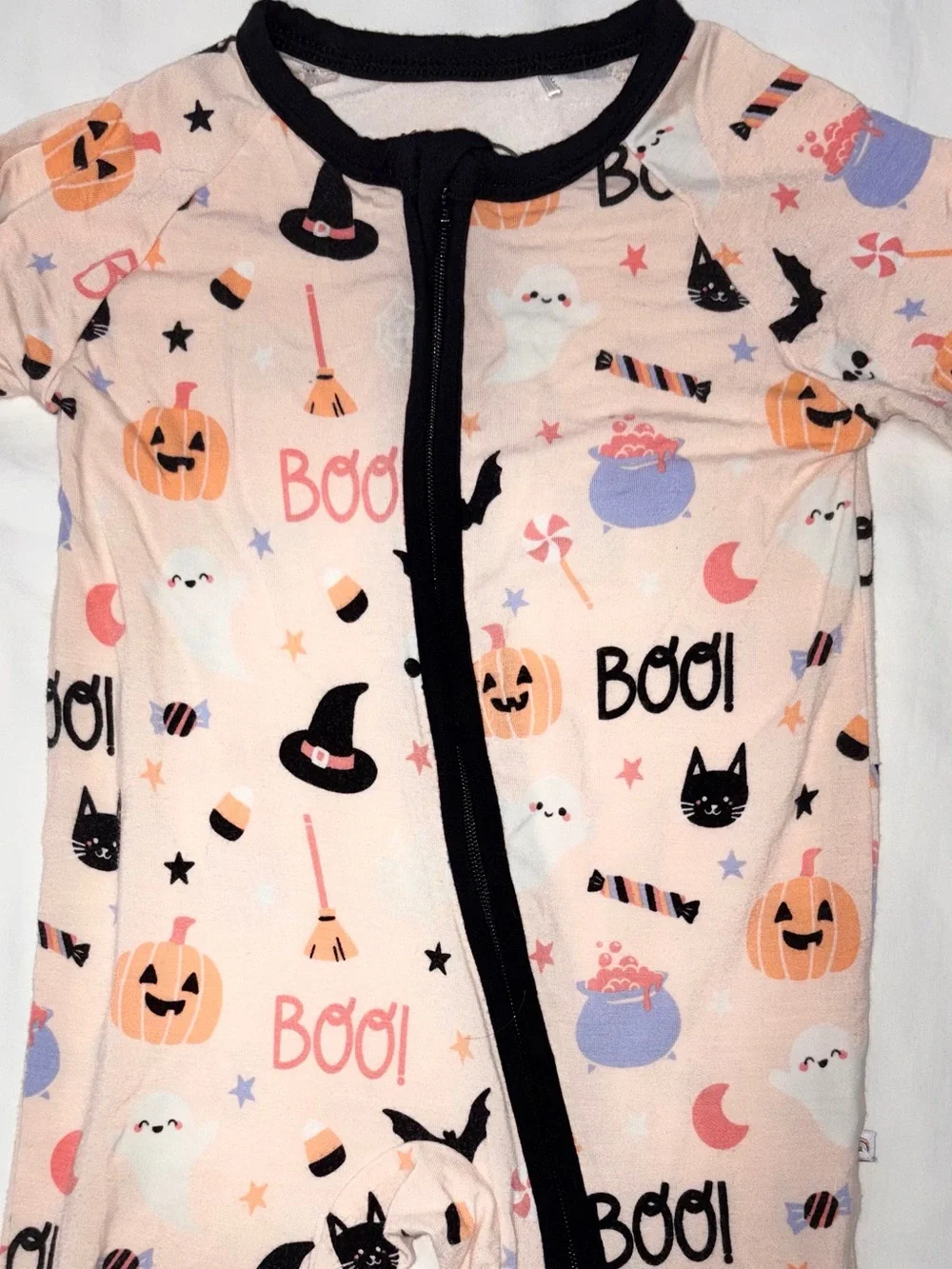 Emerson and Friends Halloween themed bamboo sleeper full zip front sz3-6 mo EUC